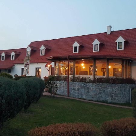 Hotel Carpatia Bratislava Exterior foto